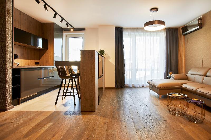 Promenada Hotel